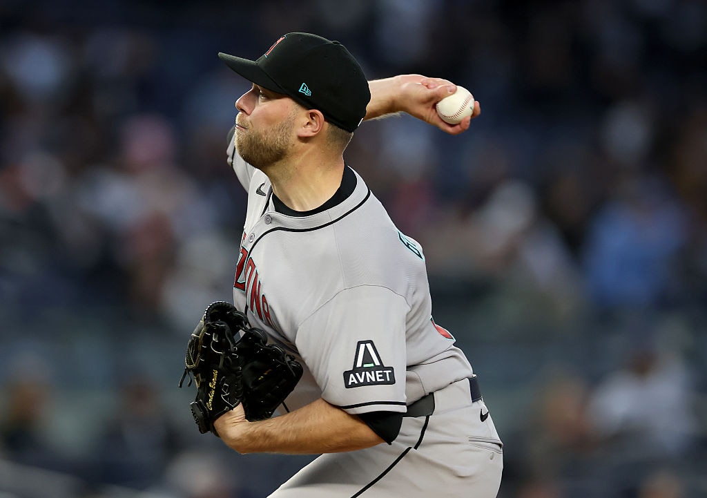 Corbin Burnes #39 of the Arizona Diamondbacks delivers a pitch against the New York Yankees.