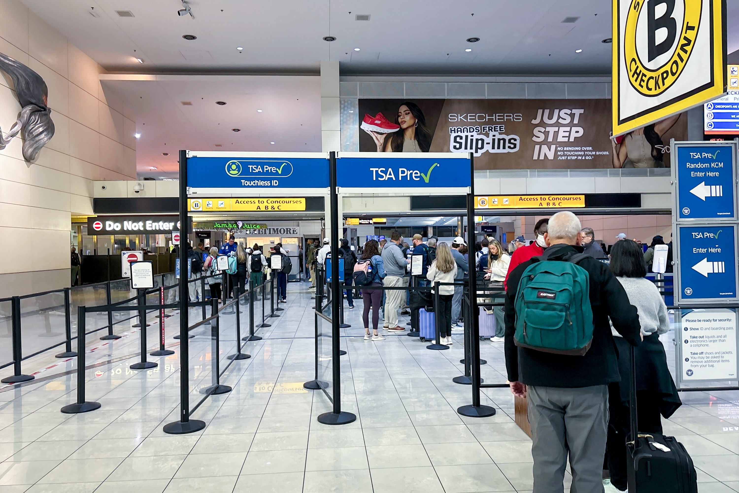 Monday, March 30, 2026 - Airport officials said travelers were waiting under 10 minutes at security checkpoints. People standing in line at checkpoint B.