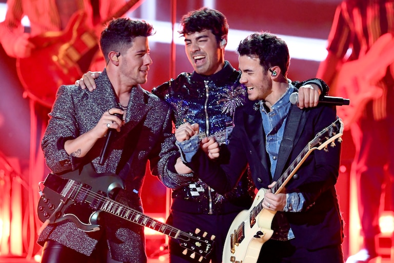 LAS VEGAS, NEVADA - MAY 01: (L-R) Nick Jonas, Joe Jonas, and Kevin Jonas of Jonas Brothers perform onstage during the 2019 Billboard Music Awards at MGM Grand Garden Arena on May 01, 2019 in Las Vegas, Nevada.