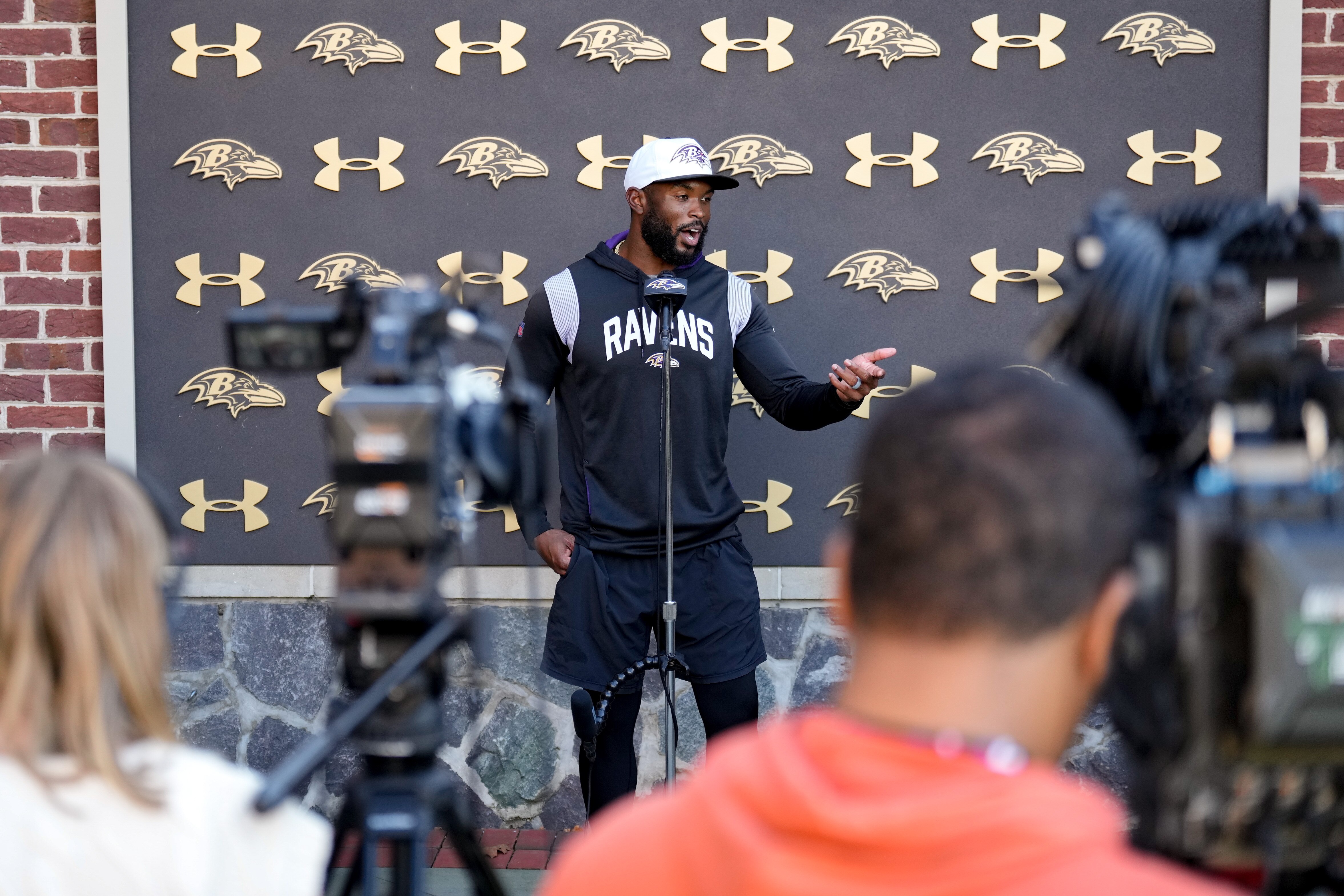 Despite personnel continuity, the Ravens’ defense has taken a clear step back. All eyes, therefore, are on first-year coordinator Zach Orr.