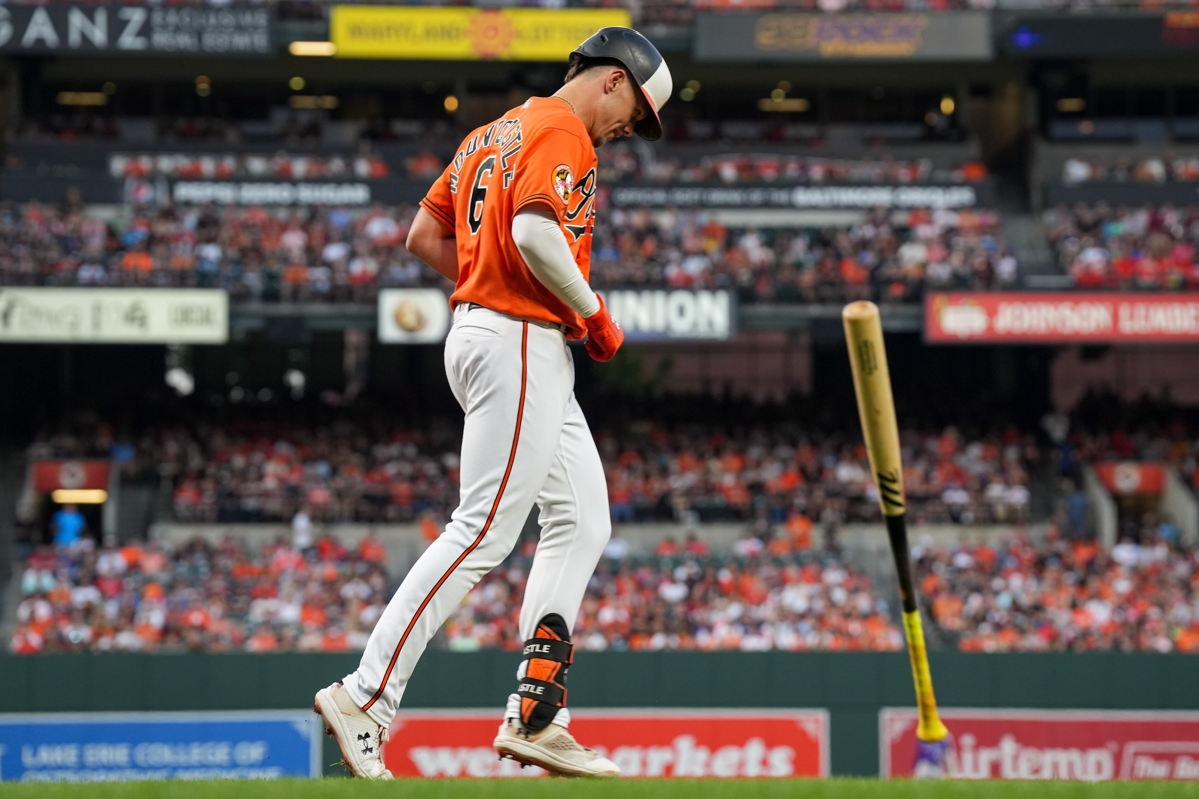 Imaging of first baseman Ryan Mountcastle's shoulder, which he injured Wednesday night, came back clean, the Orioles said.