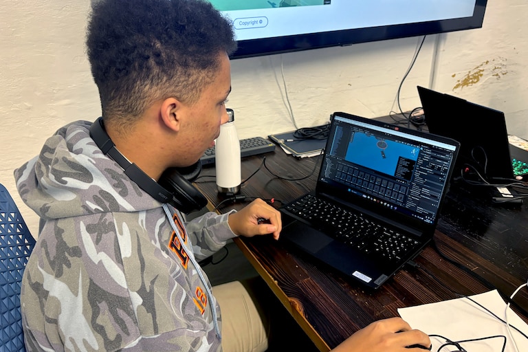 Kat Hausauer participates in the advanced game design program at Code in the Schools.