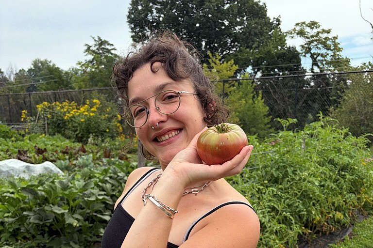 Fabiana Berenguer Gil, a 30-year-old architectural designer from Baltimore, got symptoms she later suspected might have been cyclosporiases, a parasitic infection she’d not heard of before this summer.