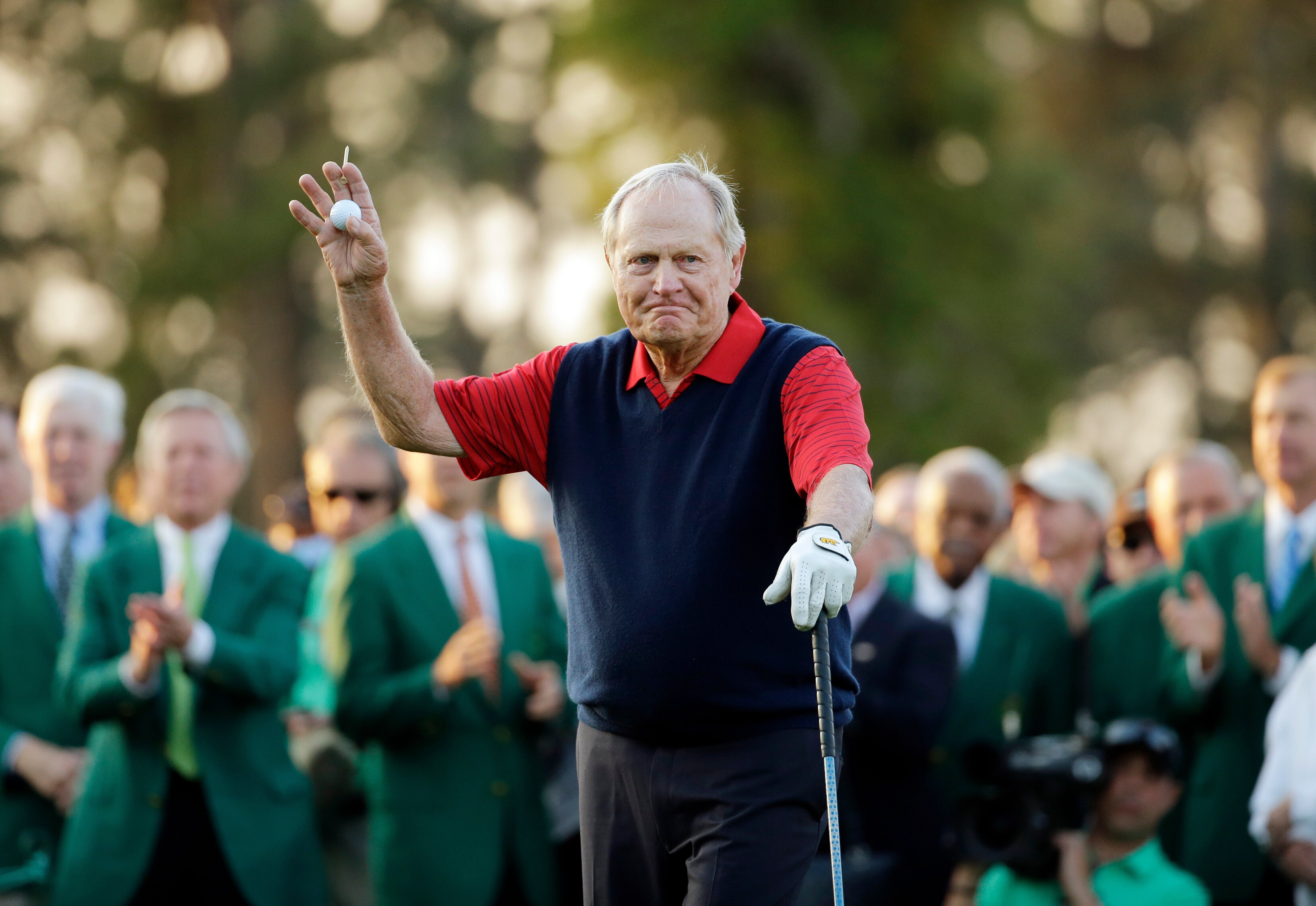 FILE - Jack Nicklaus waves before hitting the first tee for the honorary tee off before the first round of the Masters golf tournament, April 9, 2015, in Augusta, Ga. (AP Photo/Matt Slocum, File)