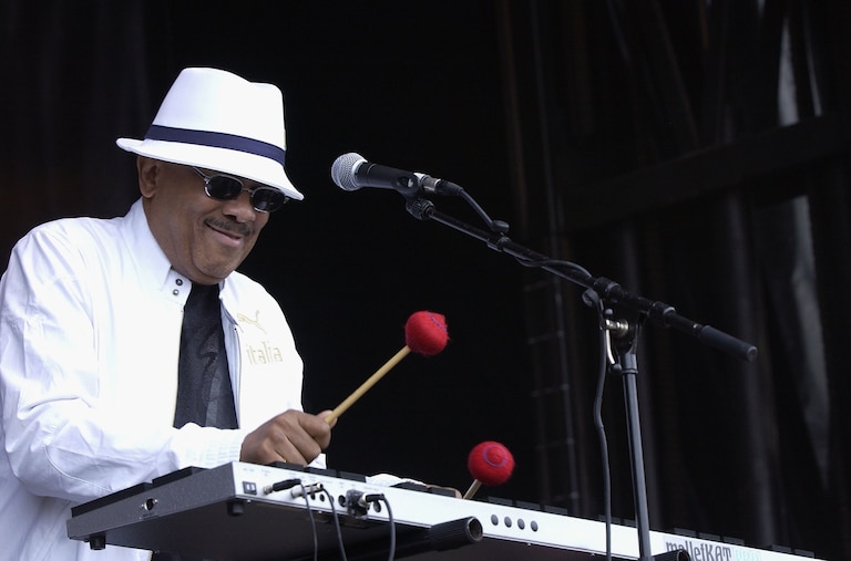 Soul and jazz artist Roy Ayers performs live Rise: London United, an anti-racist festival to celebrate the London's diversity, on July 8, 2006 in London, England. (Photo by Samir Hussein/Getty Images)