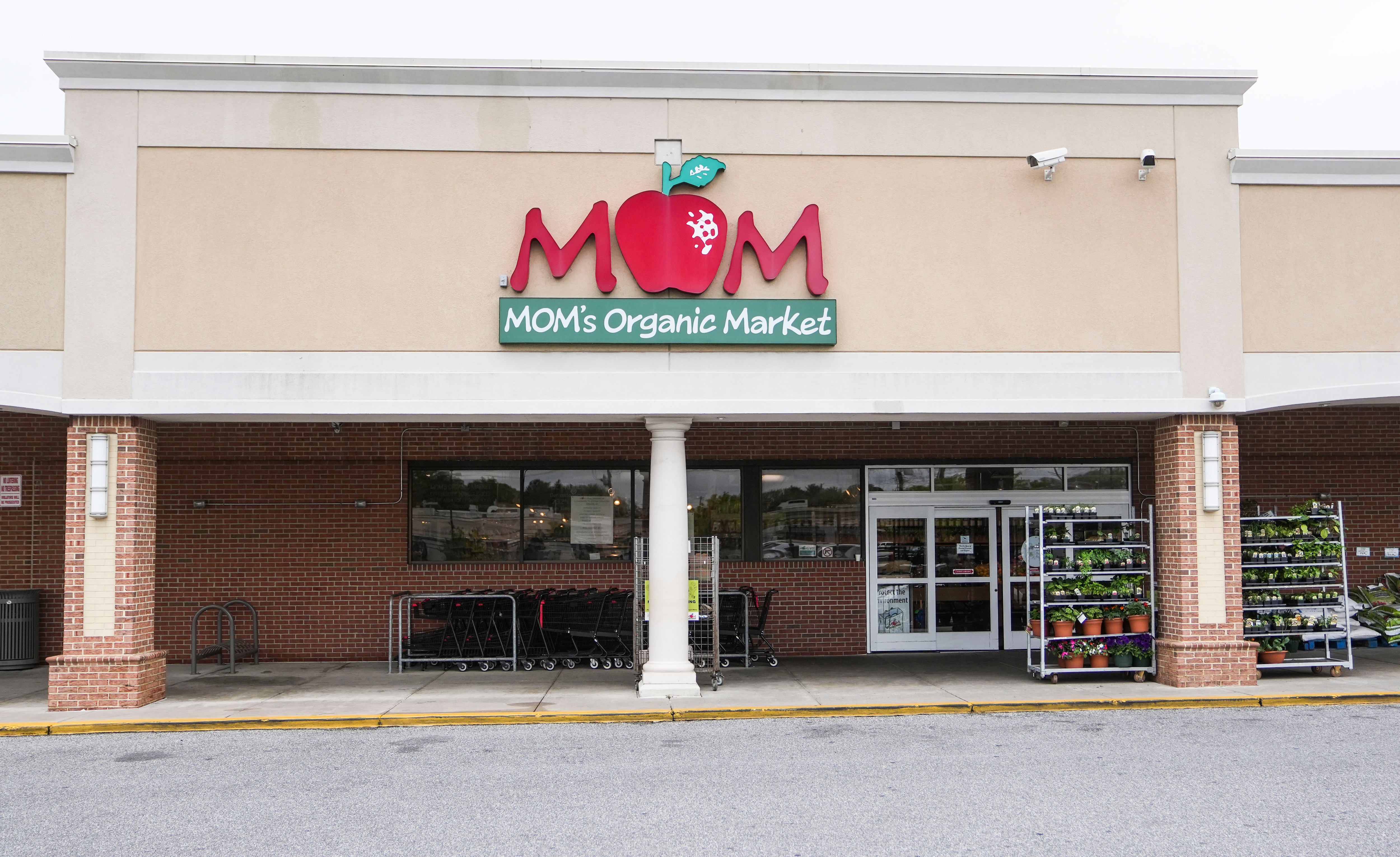 MOM’s Organic Market in Timonium, Saturday, April 29, 2023.