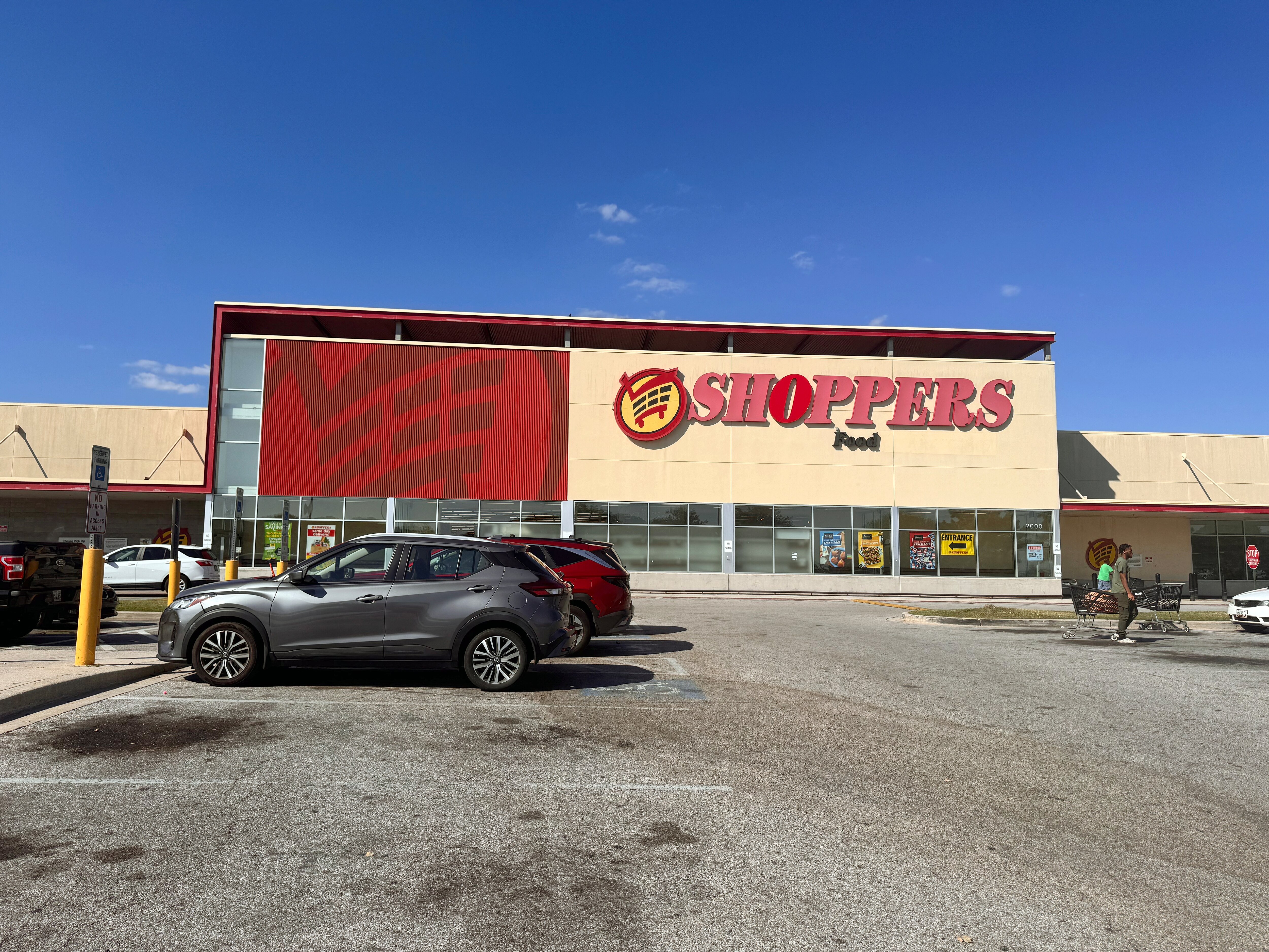 Shoppers in Mondawmin Mall reopening following a health code violation