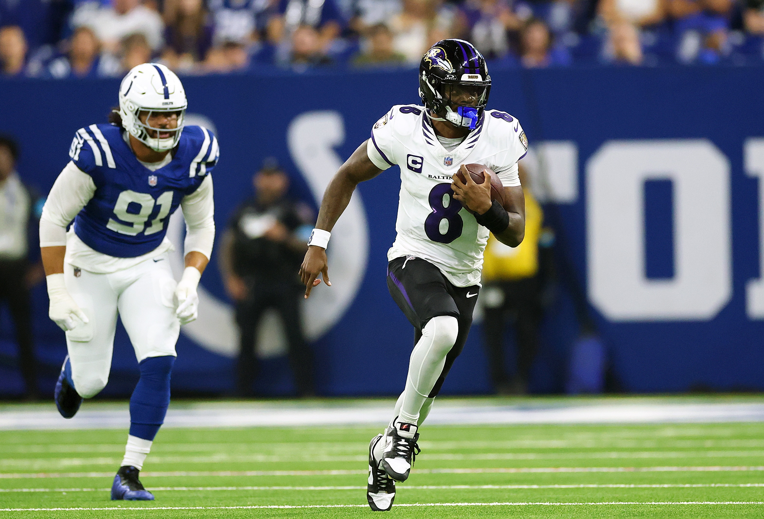 Lamar Jackson passed for 324 yards and ran for 40 Sunday as the Ravens beat the Colts 41-23.