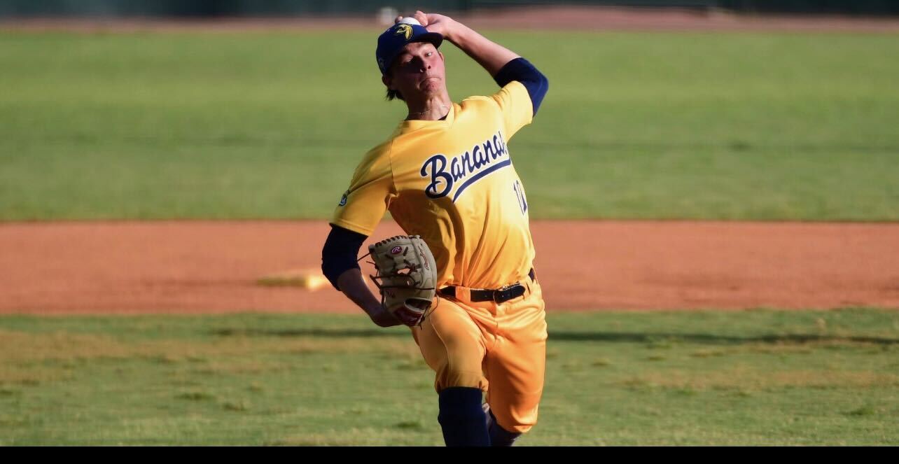 Cade Povich delivers a pitch as a member of the Savannah Bananas in 2020.