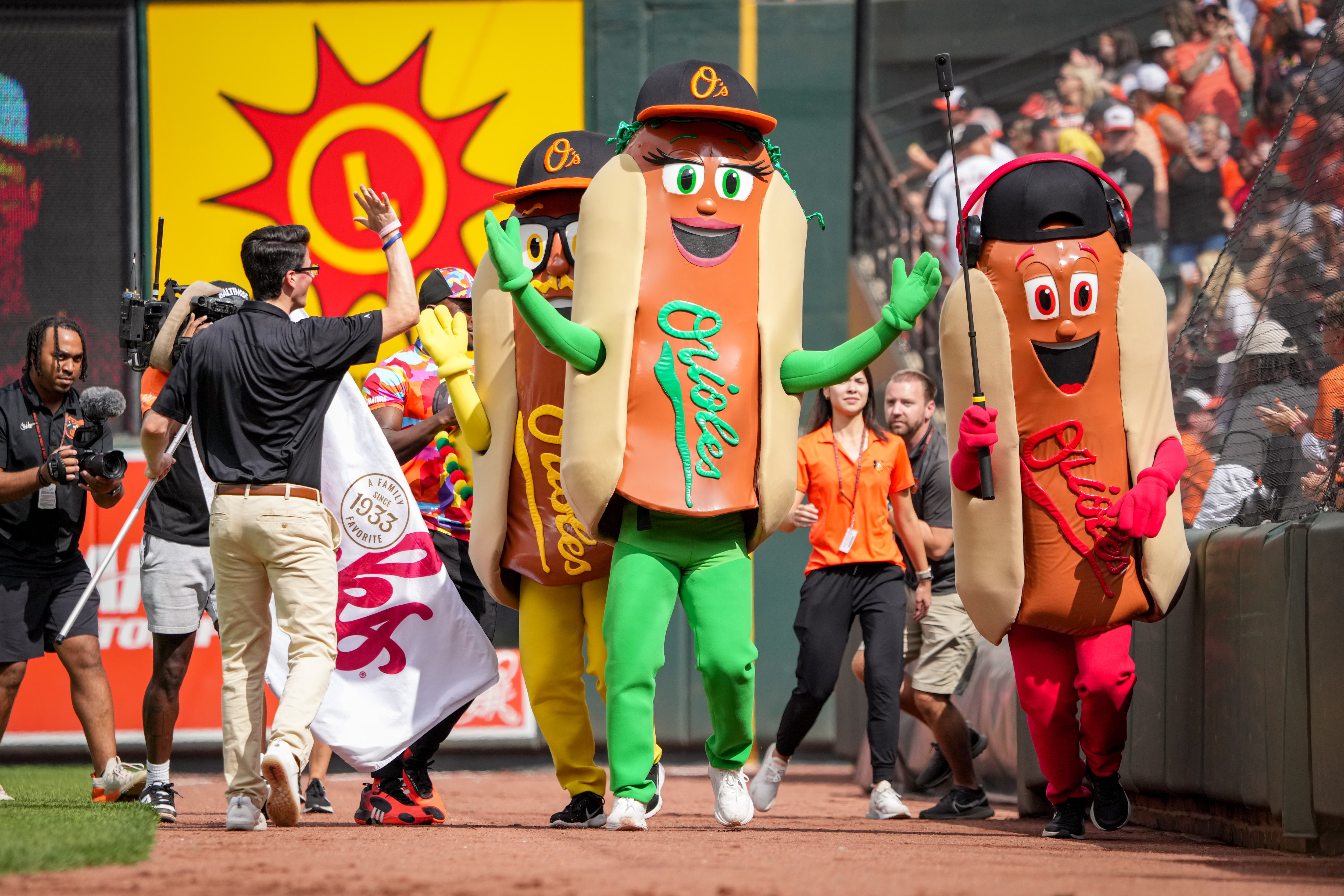 The Orioles are in search of live hot dog racers to perform as Ketchup, Mustard and Relish, the famed Camden Franks.