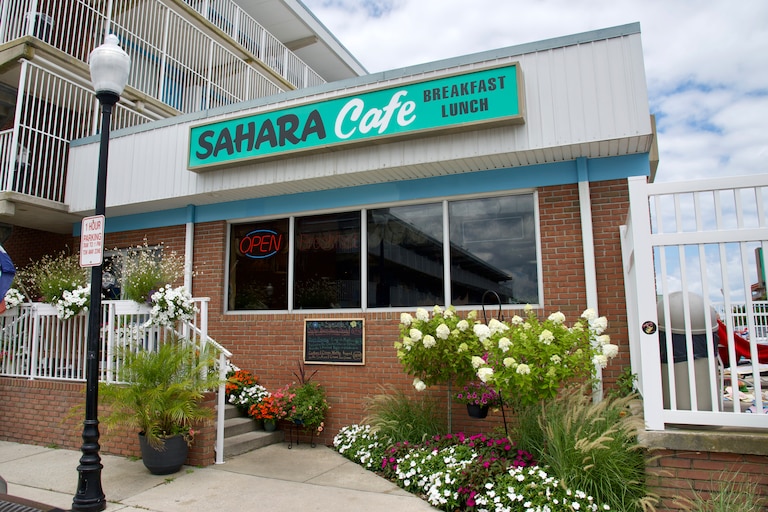 Attached to a 19th Street motel, the Sahara Cafe is a throwback diner with hearty, homemade breakfast fare.
