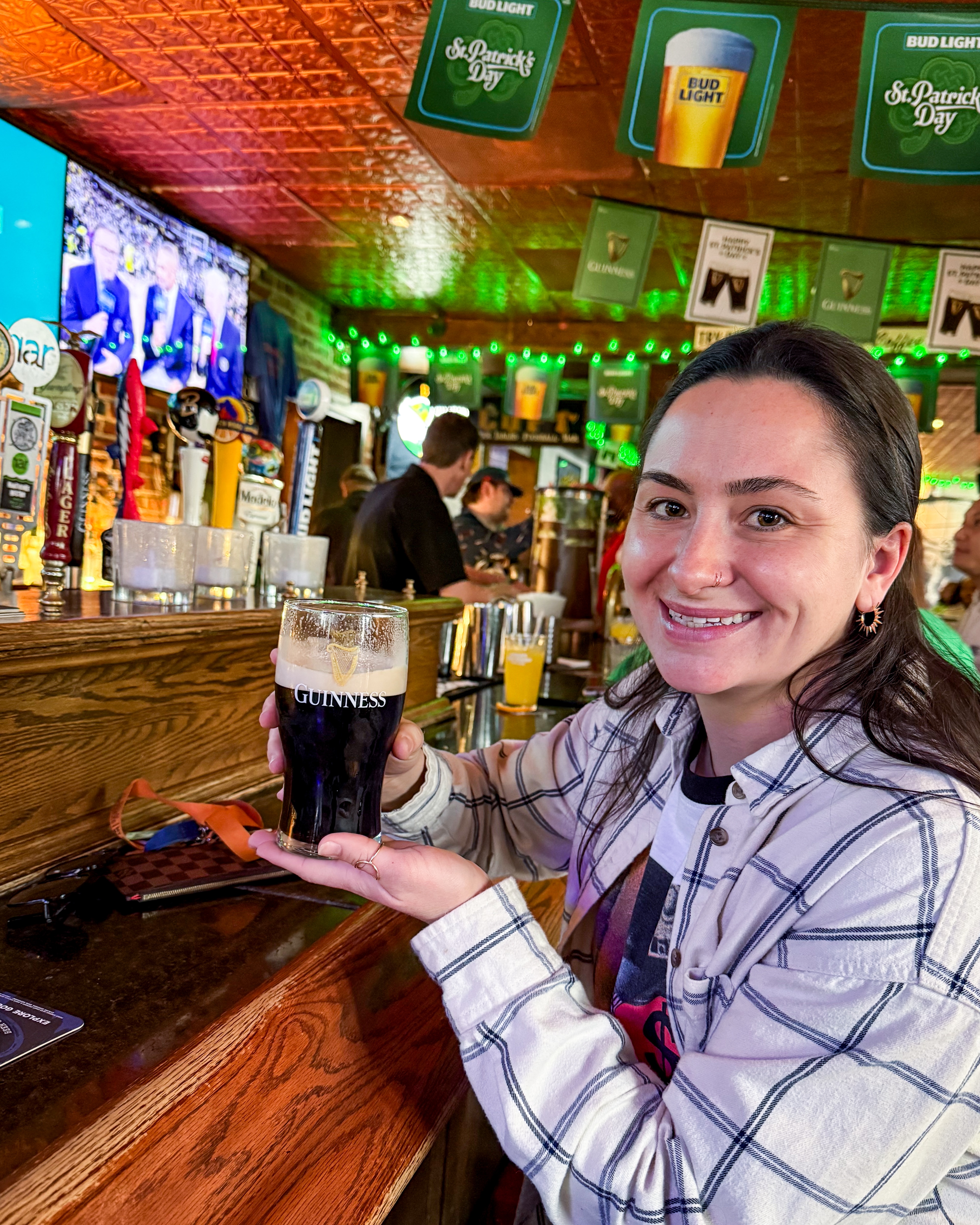 Lauren Baracco shows her attempt to "split the G."