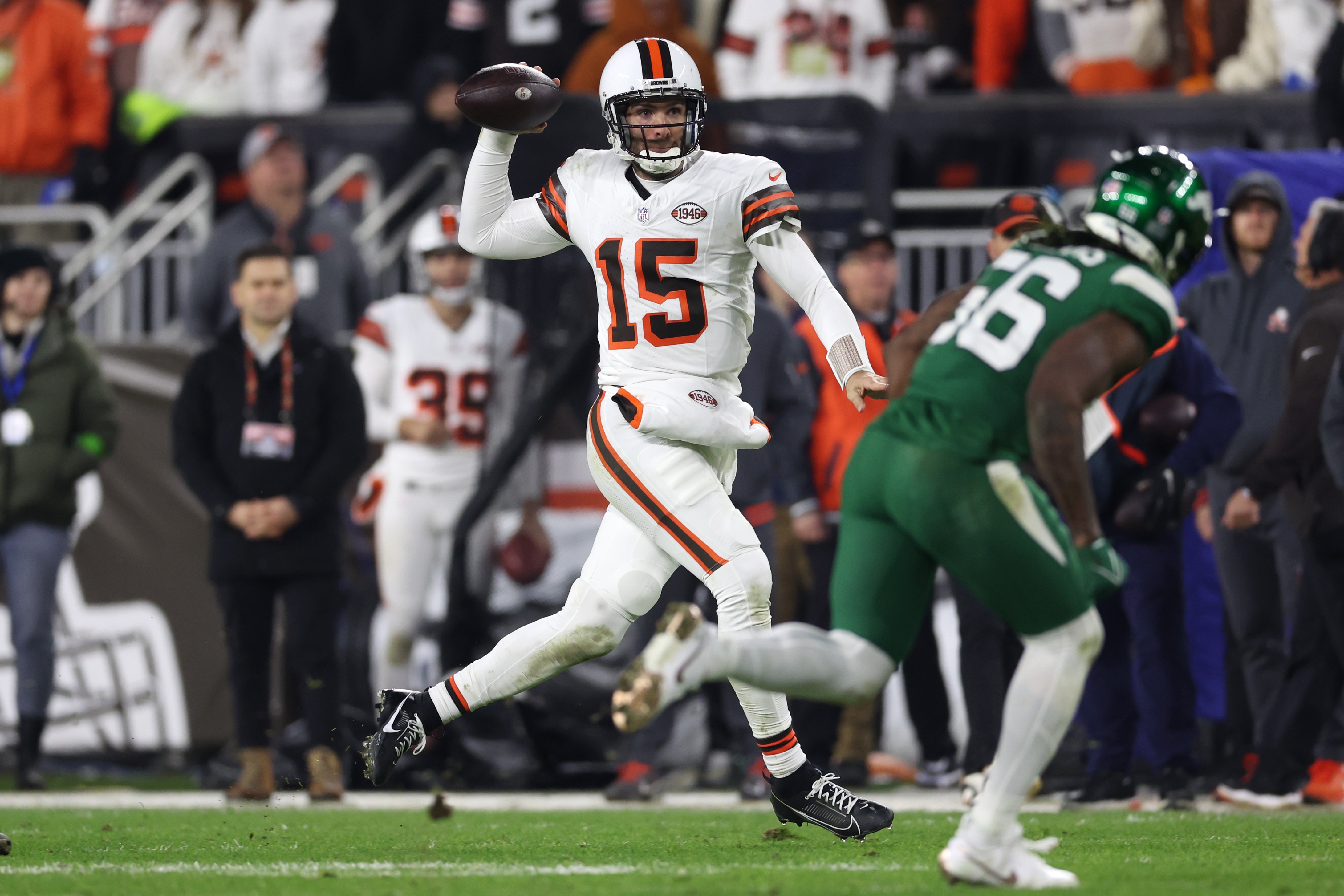 Cleveland Browns quarterback Joe Flacco throws on the run during Thursday night's 37-20 win over the New York Jets.