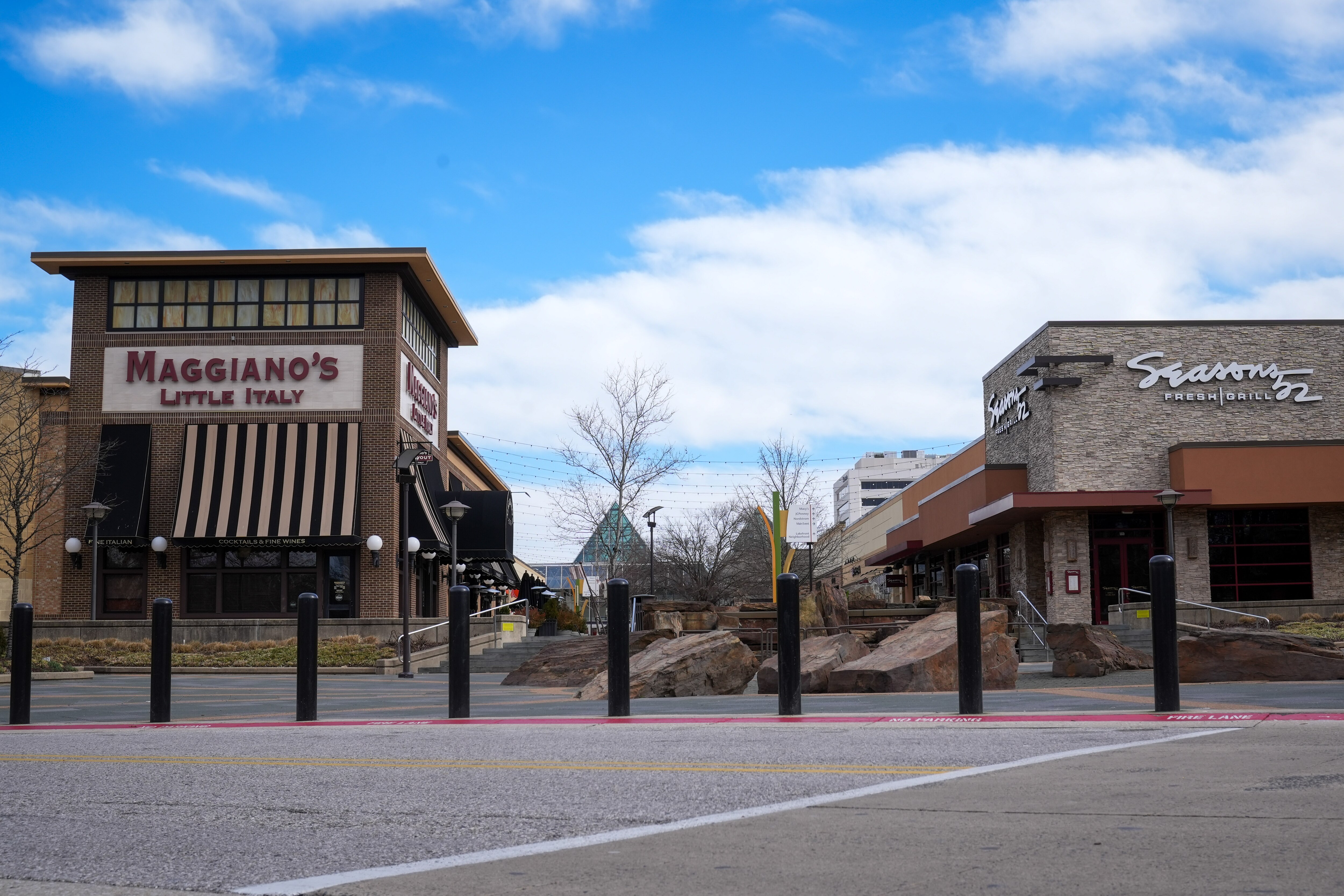 Restaurants like Magliano’s and Season 52 are featured outside the Mall in Columbia on 2/13/23.