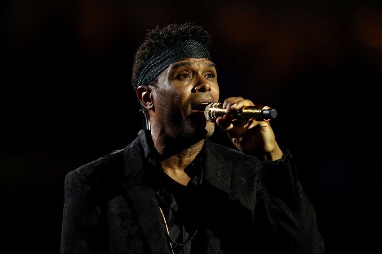 NEW YORK, NY - AUGUST 27: Singer-songwriter Maxwell performs the National Anthem during the opening night ceremony at Arthur Ashe Stadium on Day One of the 2018 US Open at the USTA Billie Jean King National Tennis Center on August 27, 2018 in the Flushing neighborhood of the Queens borough of New York City.