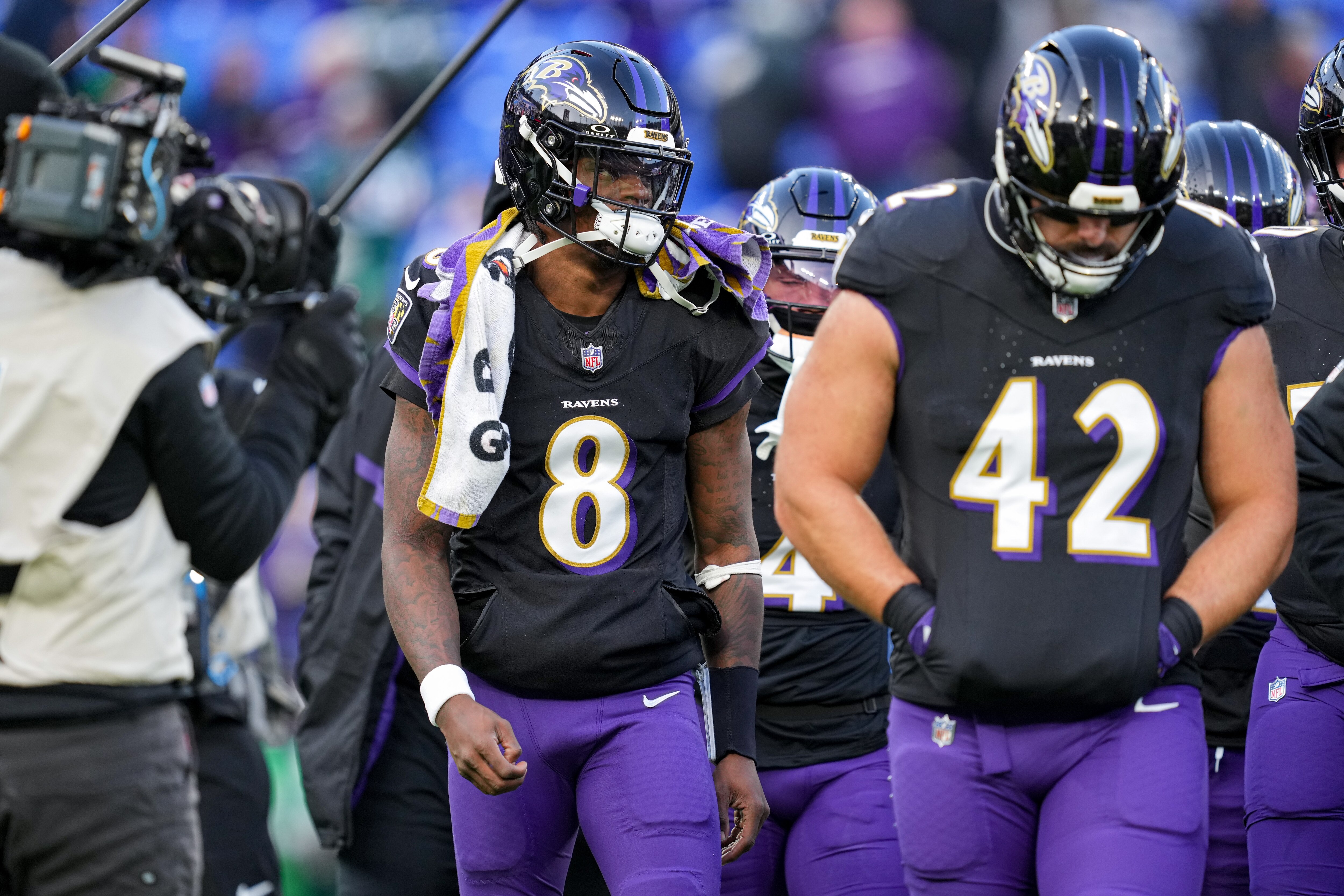 Baltimore Ravens quarterback Lamar Jackson will once again sit out with a hamstring injury, but fullback Patrick Ricard is set to make his season debut against the Chicago Bears. 