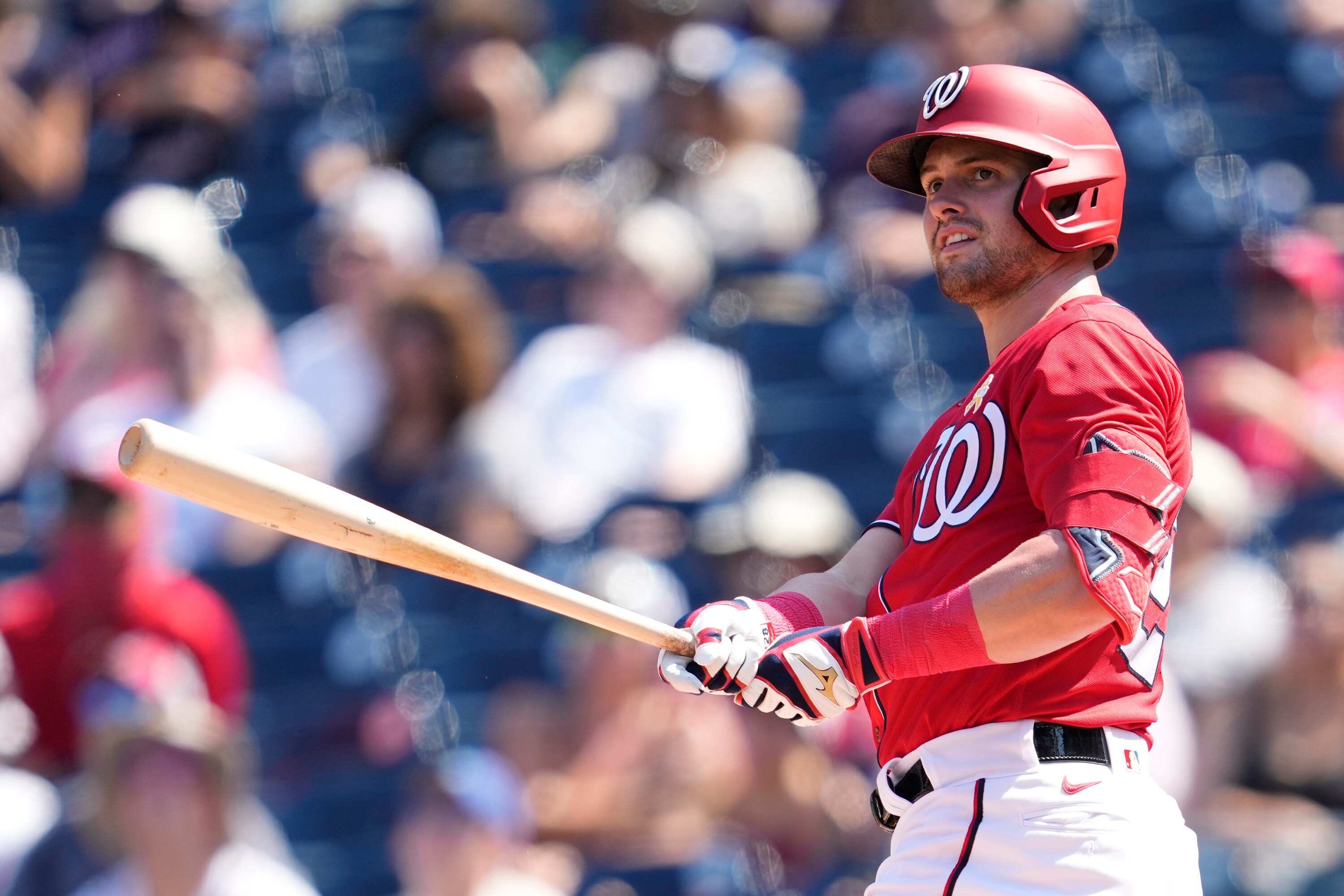 Lane Thomas had three hits, including a home run, in the Nationals' 6-4 loss to the Marlins on Sunday.