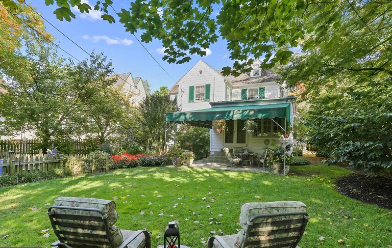 Charming 1920s Colonial in Homeland.
