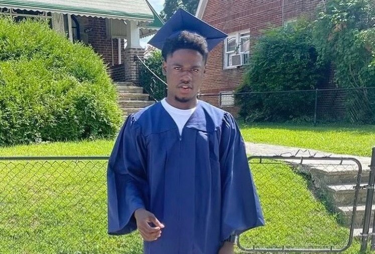 Dabrae Edwards, 18, on May 27, 2022, the day he graduated from Frederick Douglass High School.