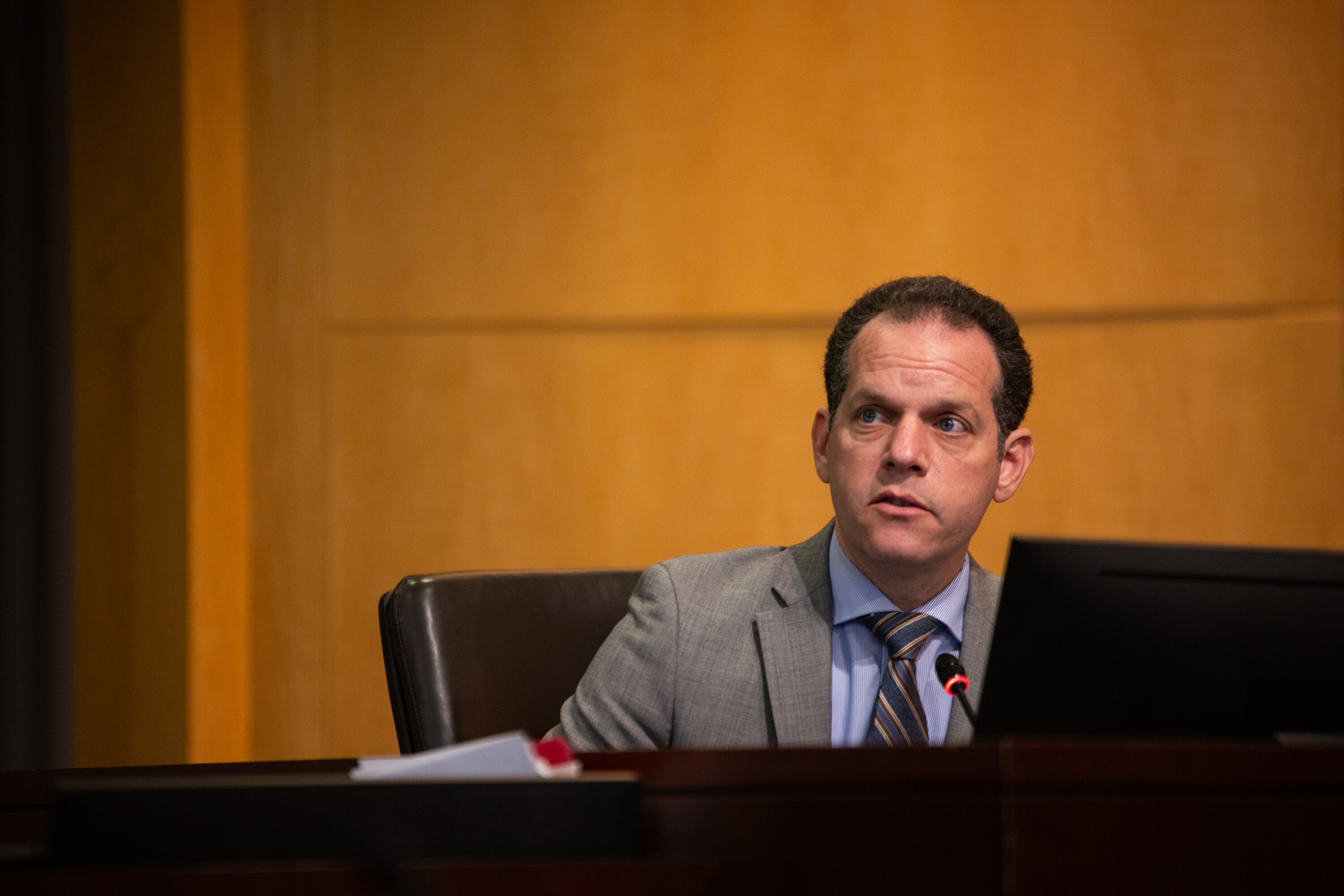 Council member Evan Glass‘ bill to remove a requirement for photo evidence when reporting gas-powered leaf blowers passed unanimously. 
