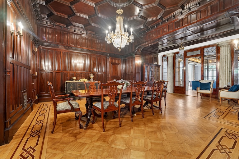 Historic Knabe House in Mount Vernon.