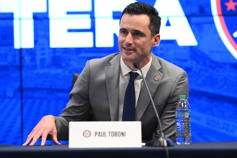 Washington Nationals President of Baseball Operations, Paul Toboni speaks during a baseball press conference Monday, Nov. 17, 2025, in Washington. (AP Photo/Nick Wass)