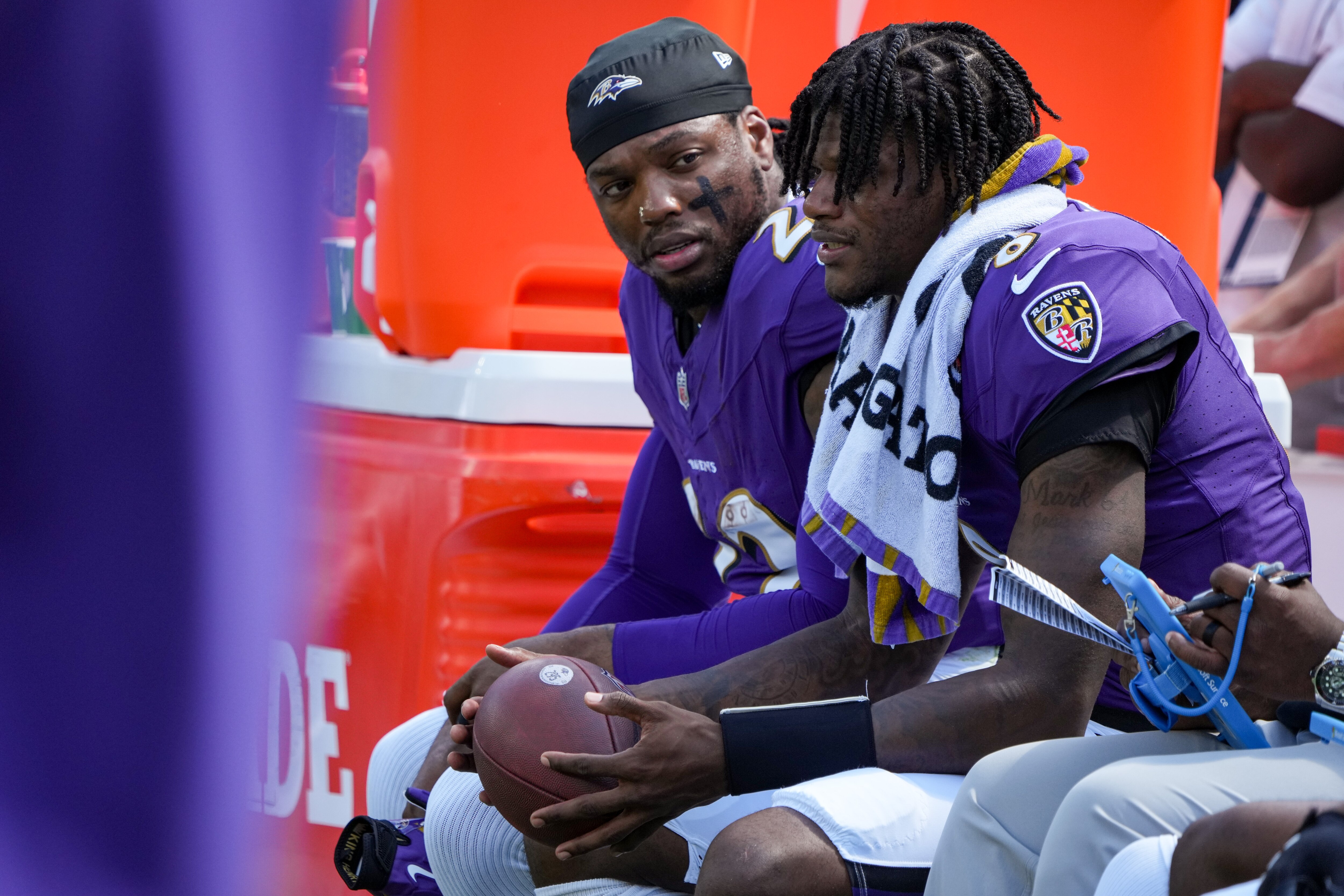 Derrick Henry (left) and Lamar Jackson could not do enough late in the game to get the Ravens past the Raiders.
