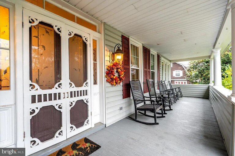 Beautiful 1900 home in historic Relay.