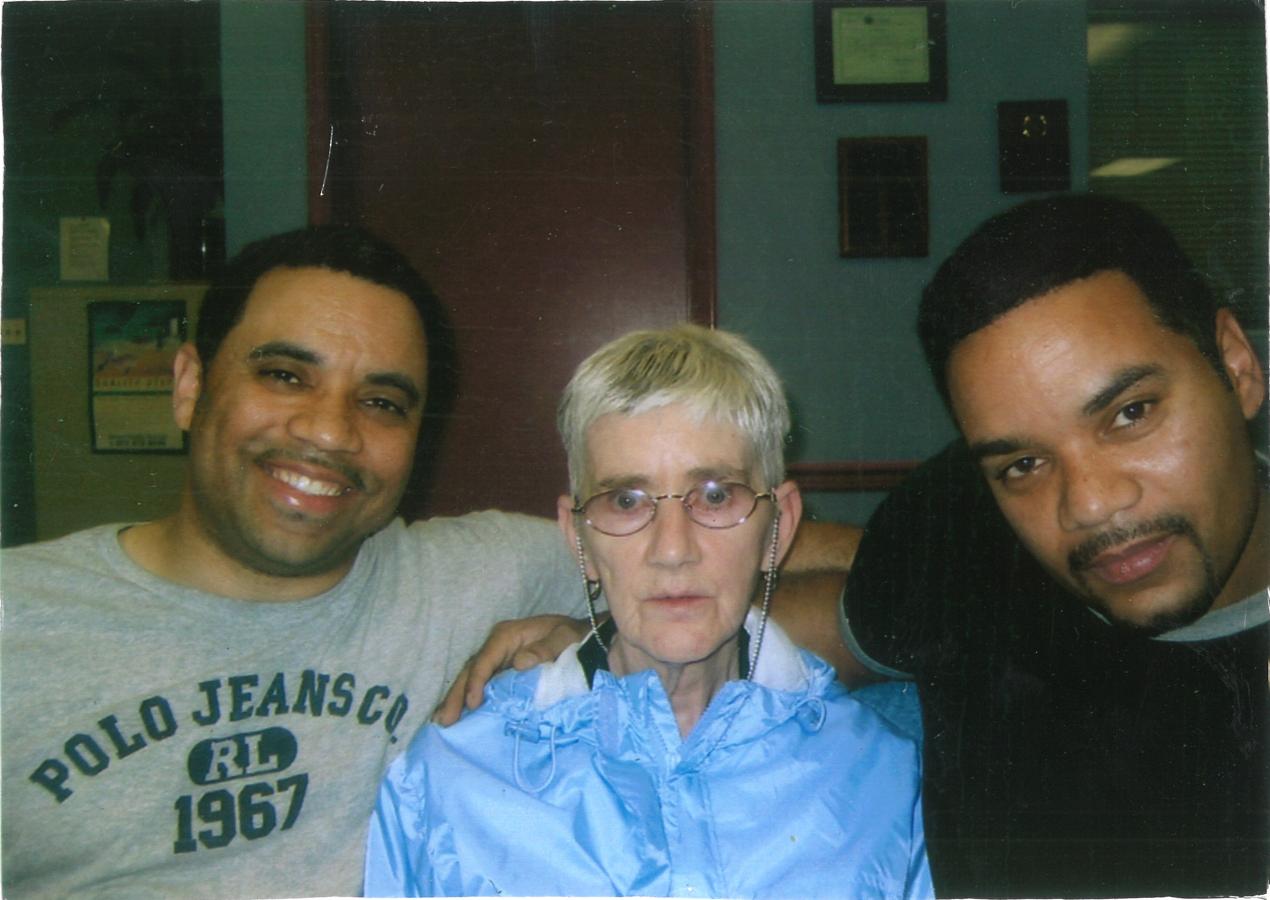 From left, John Blake with his mother, Shirley Jean Dailey, and his brother, Patrick Blake Sr.