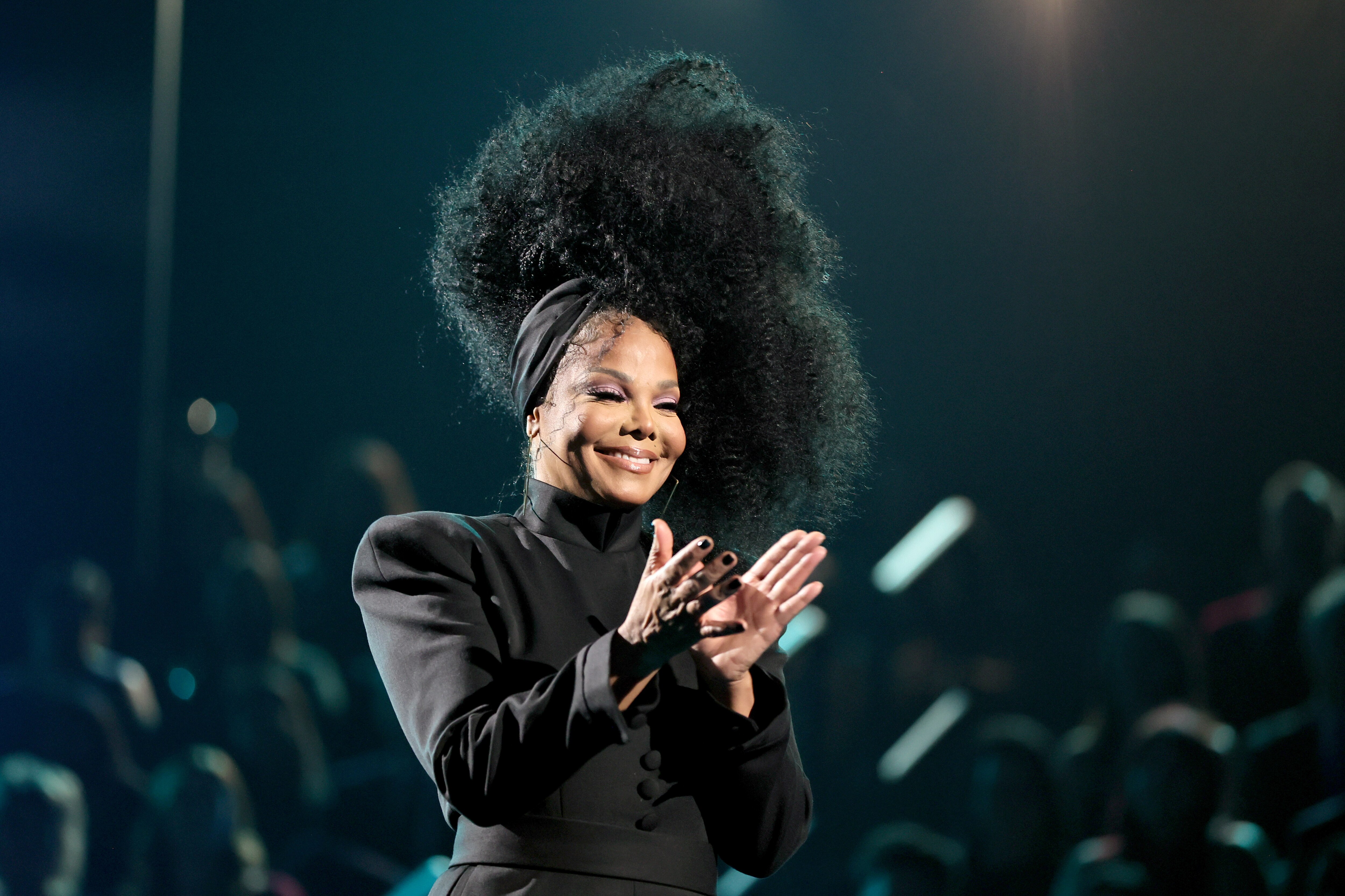 LOS ANGELES, CALIFORNIA - NOVEMBER 05: Janet Jackson speaks onstage during the 37th Annual Rock & Roll Hall of Fame Induction Ceremony at Microsoft Theater on November 05, 2022 in Los Angeles, California.