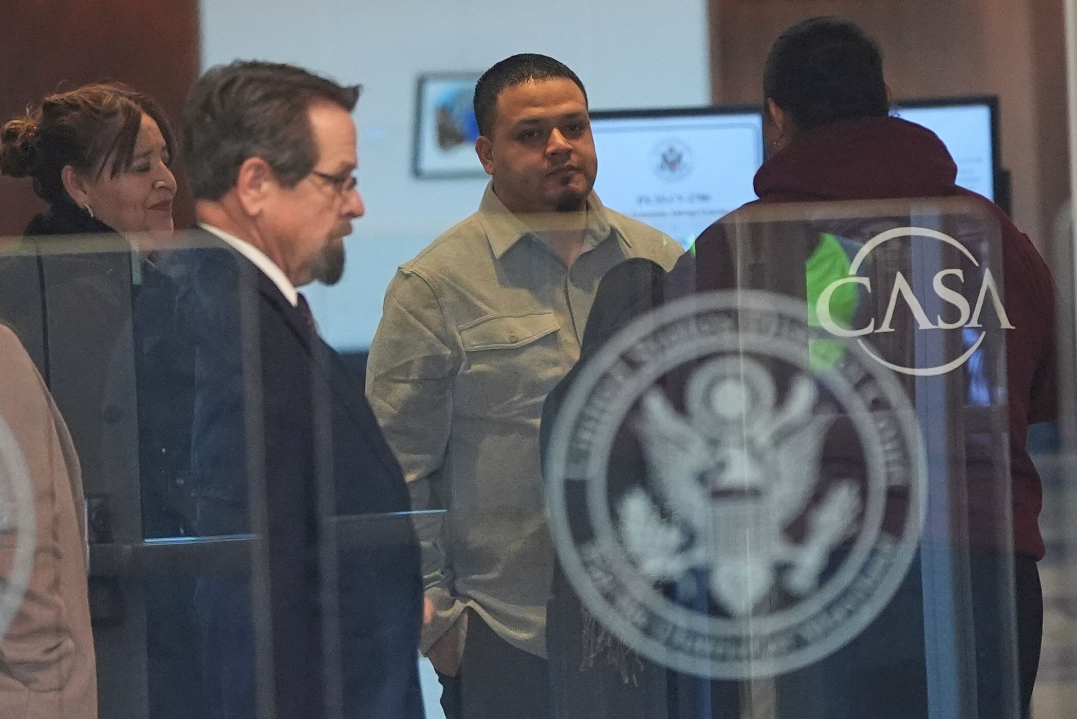 Kilmar Abrego Garcia arrives at the United States District Court District of Maryland, Monday, Dec. 22, 2025, in Greenbelt, Md. (AP Photo/Stephanie Scarbrough)