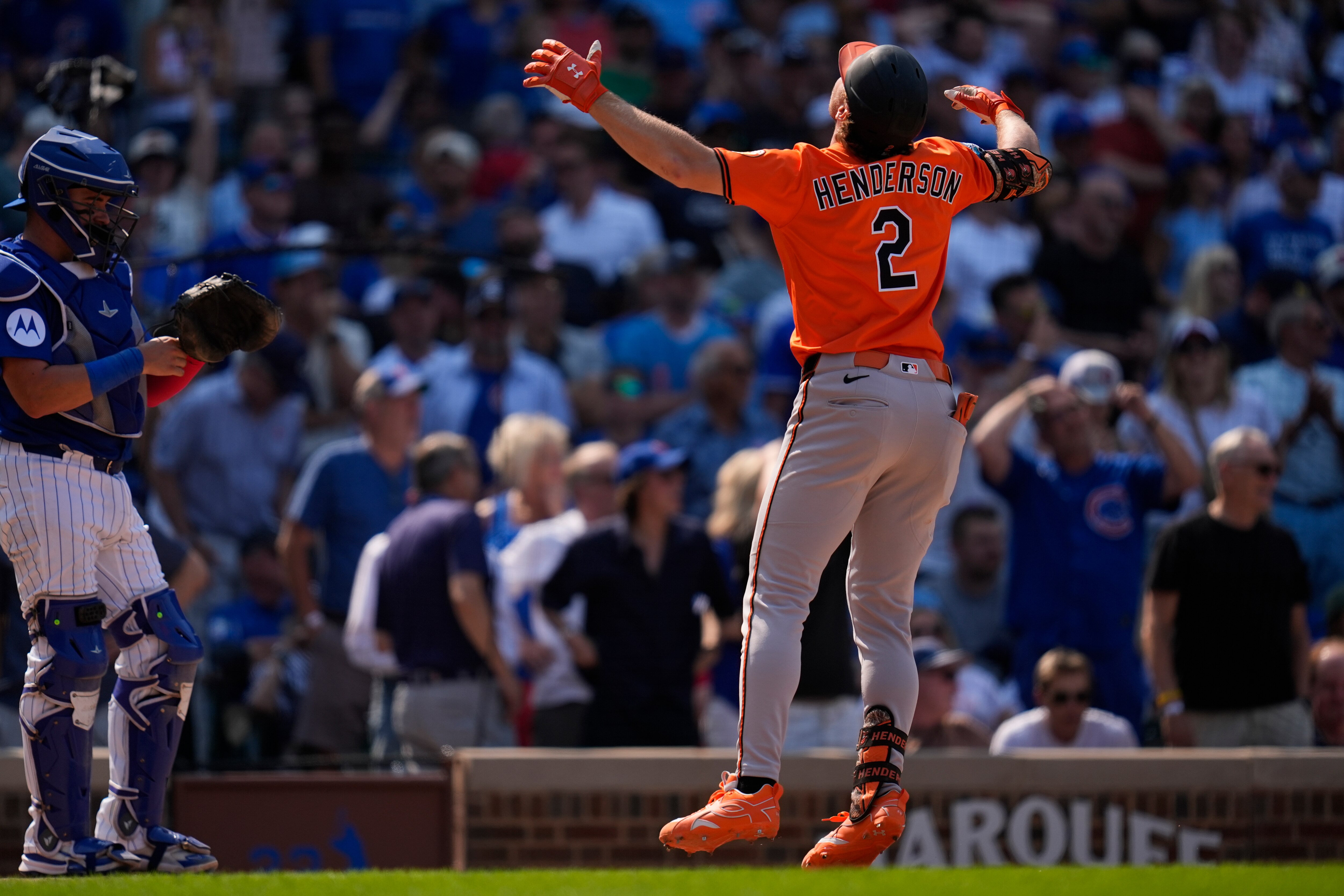 Orioles shortstop Gunnar Henderson celebrates his three-run eighth-inning home run, the decisive blast in Baltimore’s 4-3 win Saturday in Chicago.