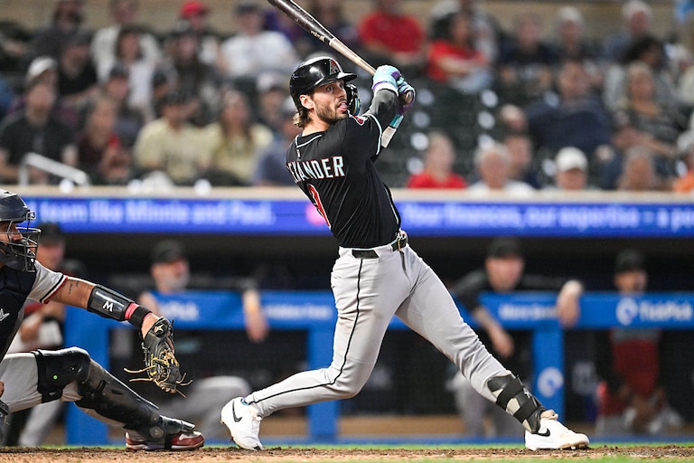 Blaze Alexander #9 of the Arizona Diamondbacks hits a two-run RBI double against the Minnesota Twins in the tenth inning on Sept. 13, 2025.