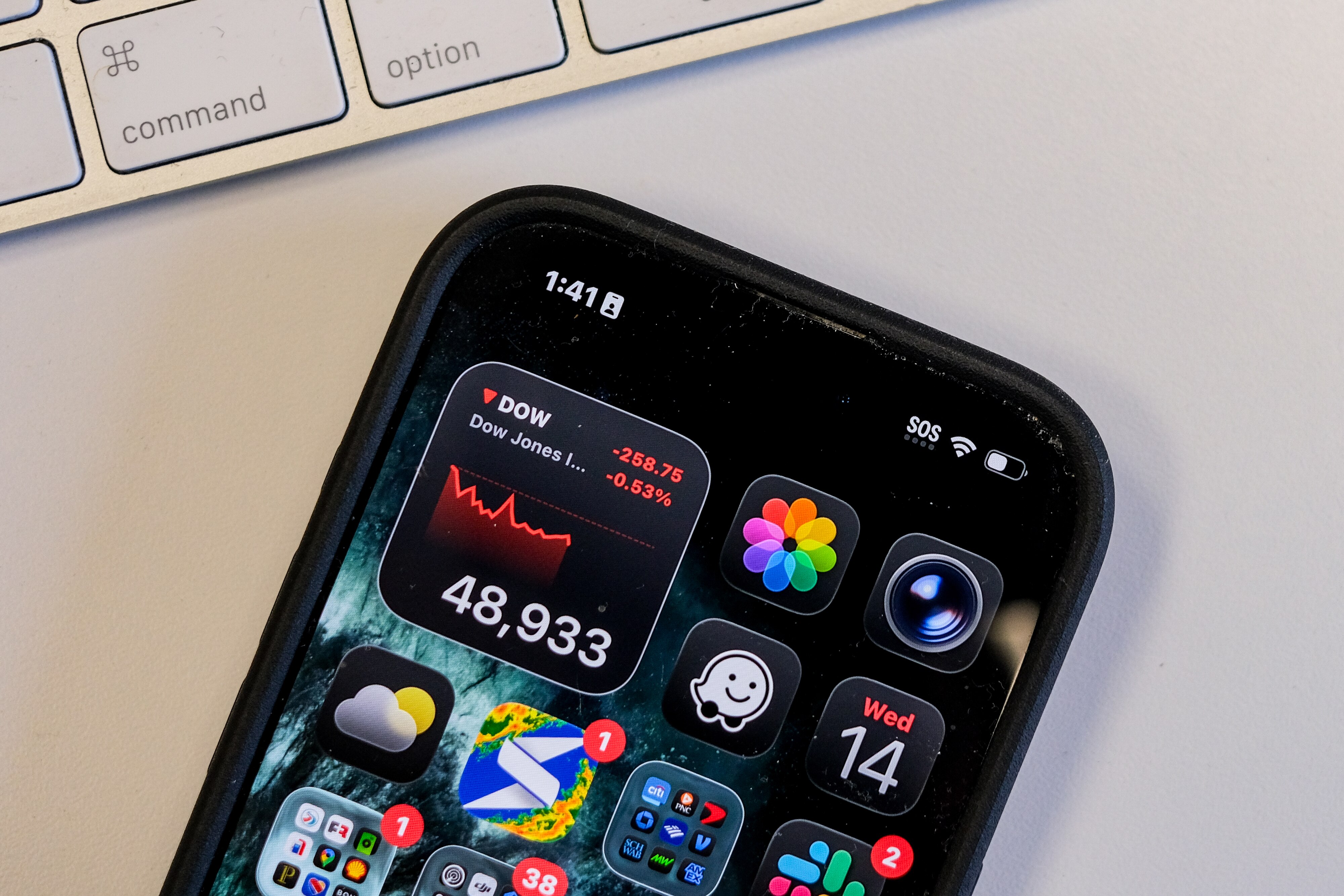 A Verizon-backed iPhone shows an 'SOS' status as users report widespread outages across the U.S. on Wednesday.