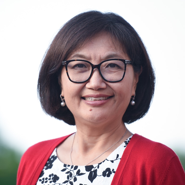 Lily Qi.