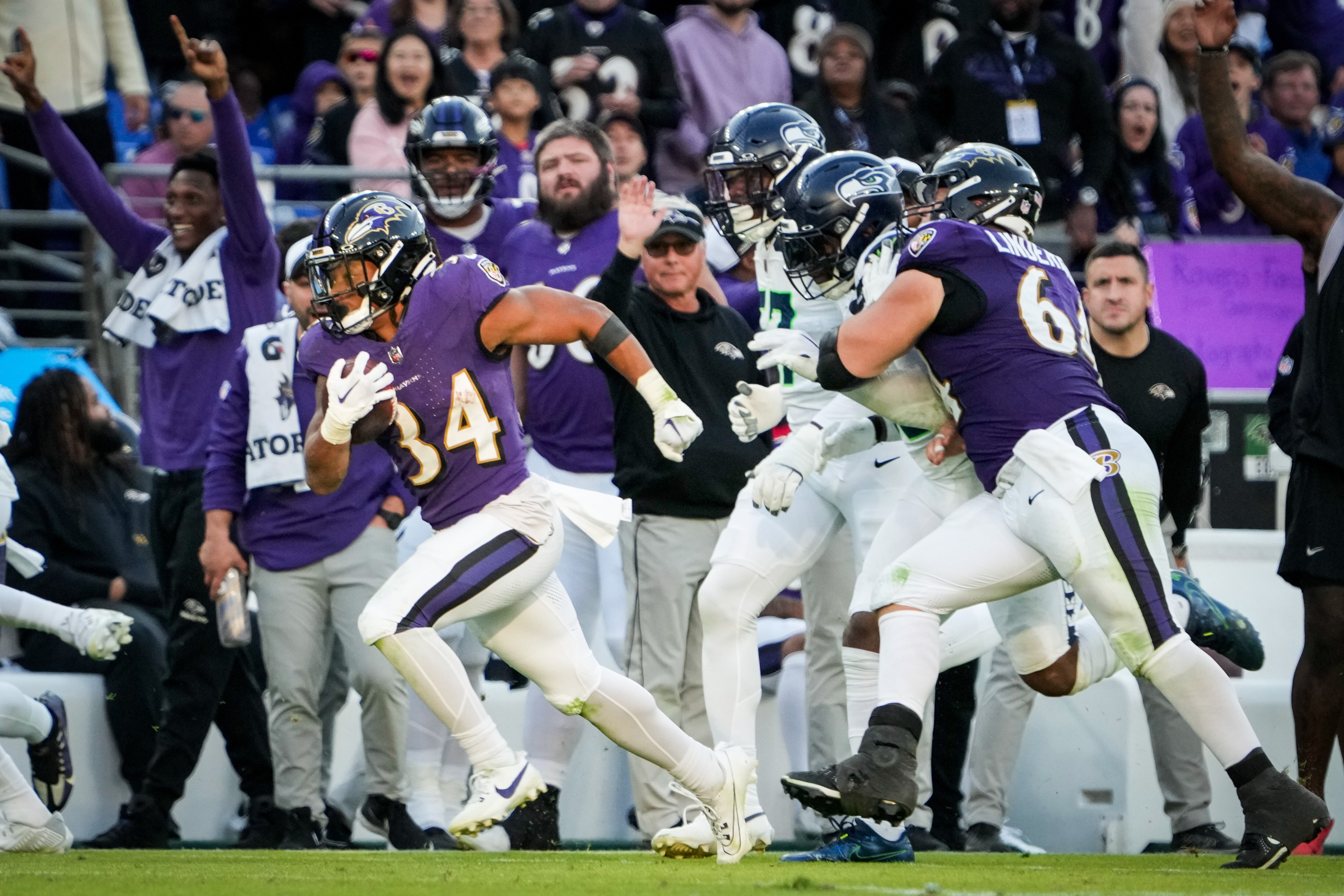 Ravens running back Keaton Mitchell ran for 138 yards and a touchdown on nine carries in the 37-3 win over the Seahawks on Sunday in Baltimore.