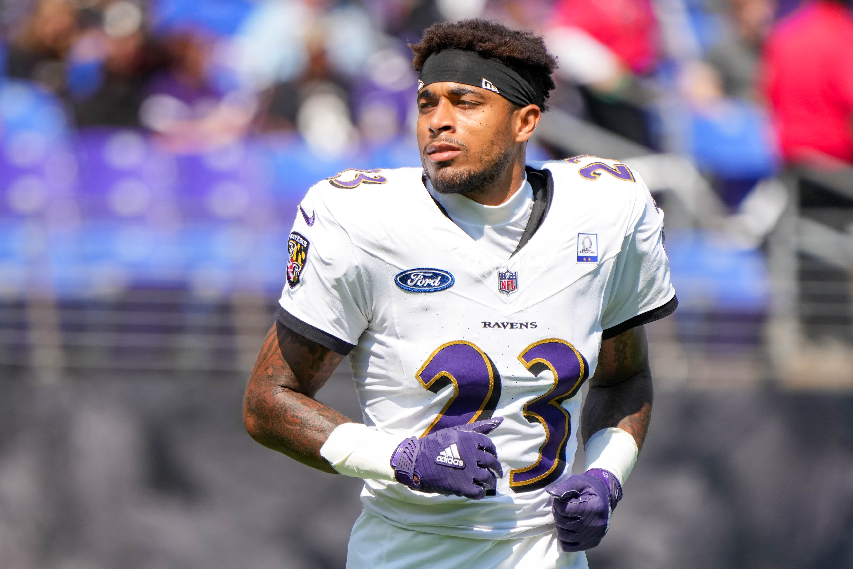 Baltimore Ravens cornerback Jaire Alexander (23) jogs to the next drill during the team’s training camp at M&T Bank Stadium in Baltimore, Md. on Sunday, August 3, 2025.