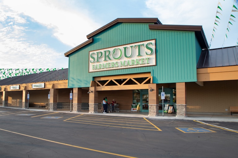 Sprouts Market to open a location in the Westphalia Towne Center at the end of 2027.