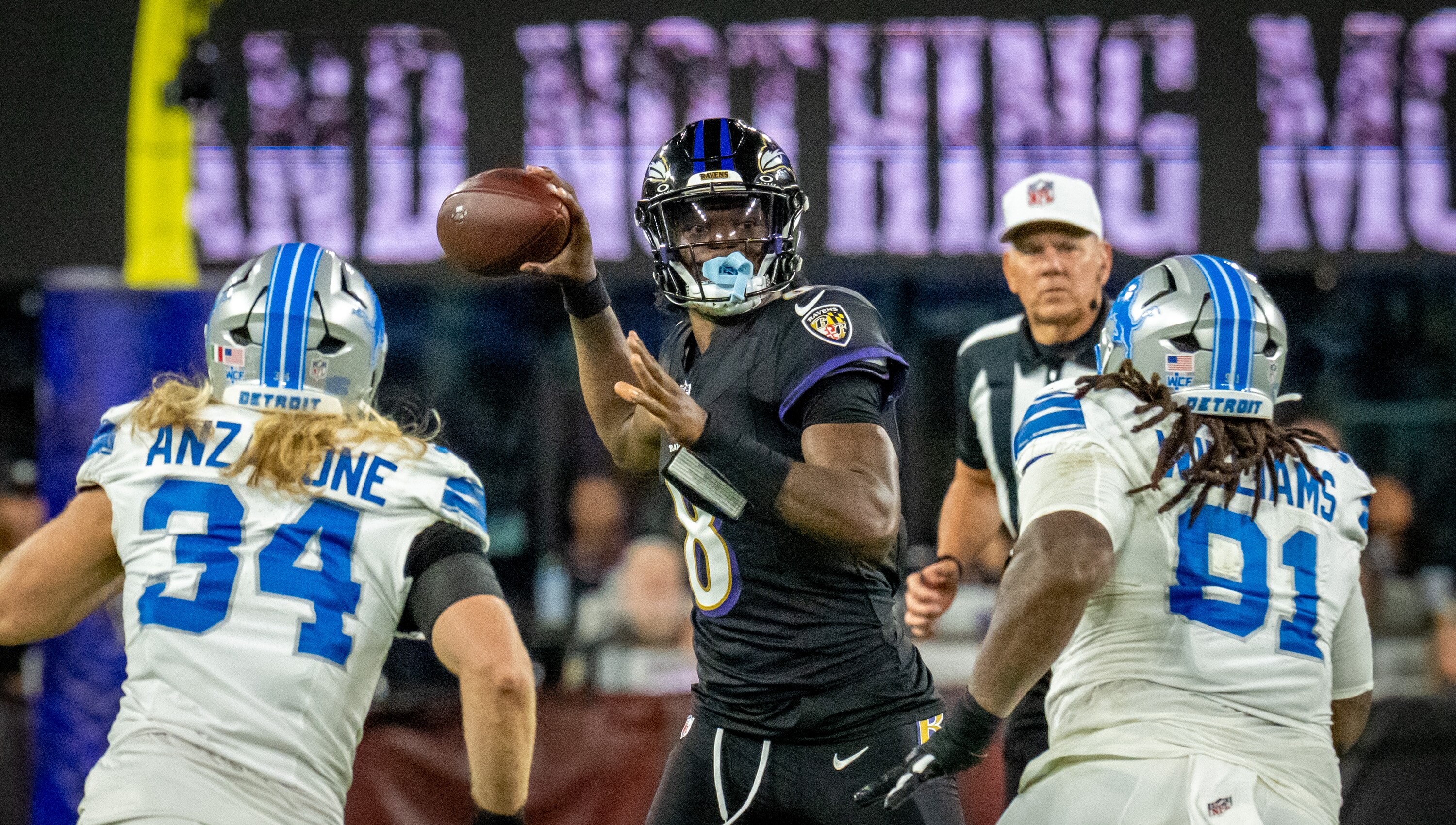 Quarterback Lamar Jackson is expected to play for the first time since Sept. 28 when the Ravens visit the Dolphins on Thursday night.