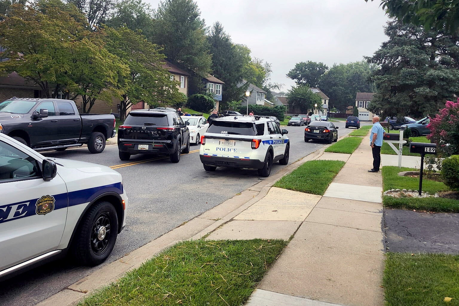 Frederick Police Department officers were called to help de-escalate an incident when ICE showed up to a Frederick neighborhood on Thursday.