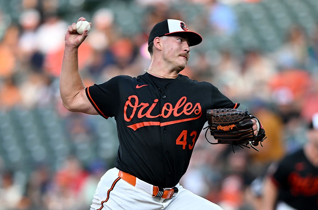 Orioles starter Trey Gibson pitches in the third inning against the Chicago White Sox.
