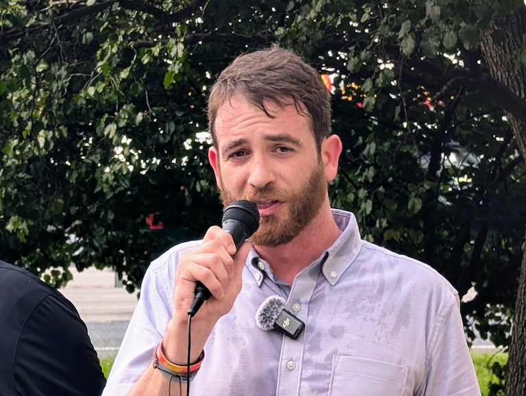 Dan Schwartz, the Democratic candidate for Congress in Maryland's 1st District, talks to supporters at a July 22, 2026 rally on Kent Island.