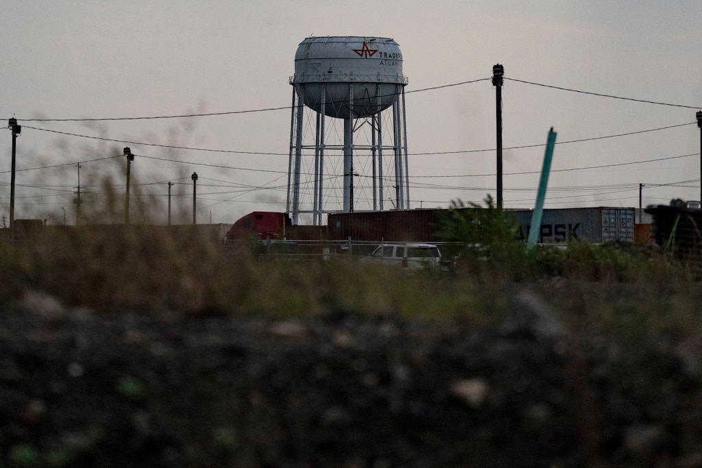 The Star of Bethlehem Steel on the Tradepoint Atlantic water tower in Sparrows Point, Friday, October 2, 2026.