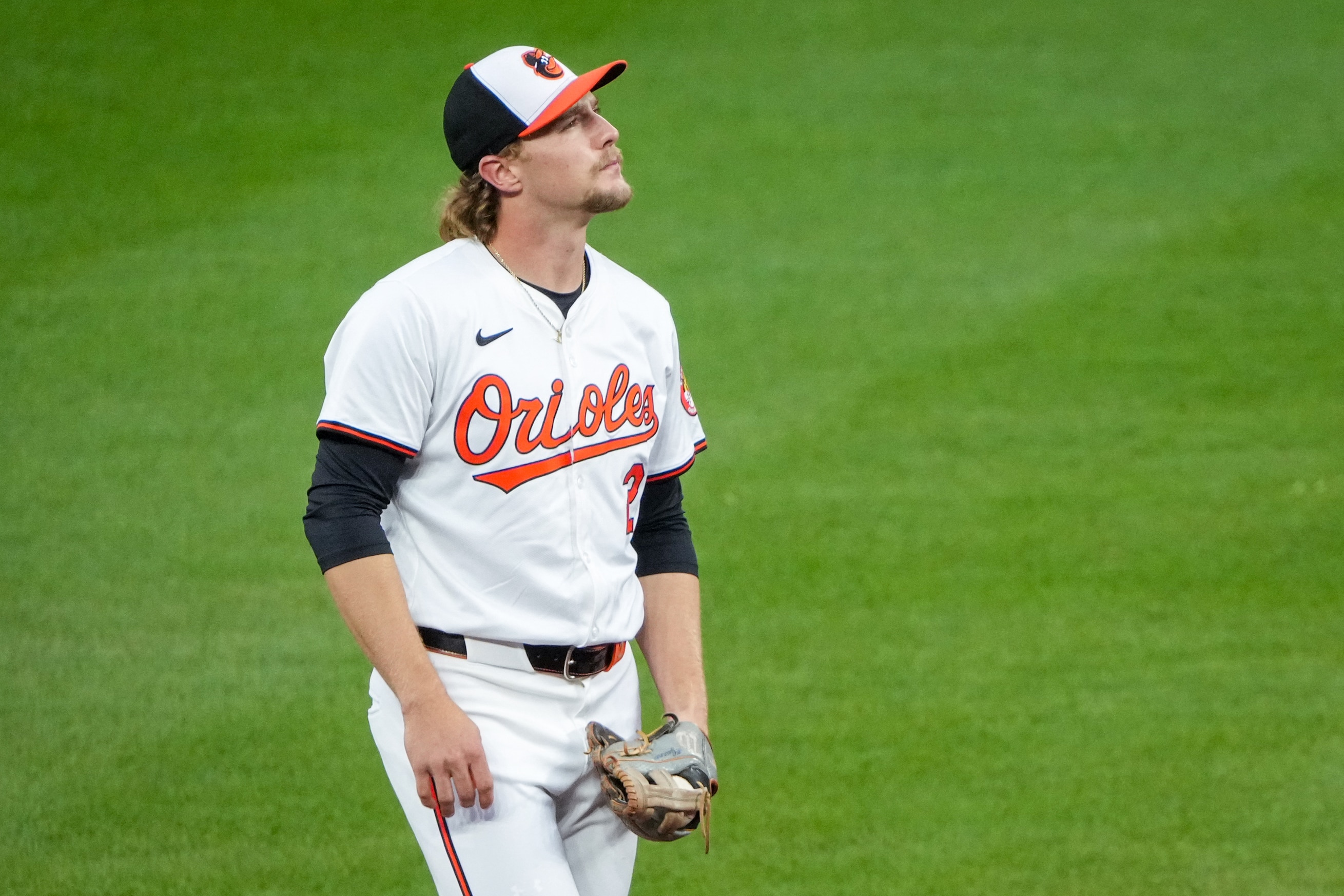 Orioles shortstop Gunnar Henderson reacts after making an error against the Royals on April 1.