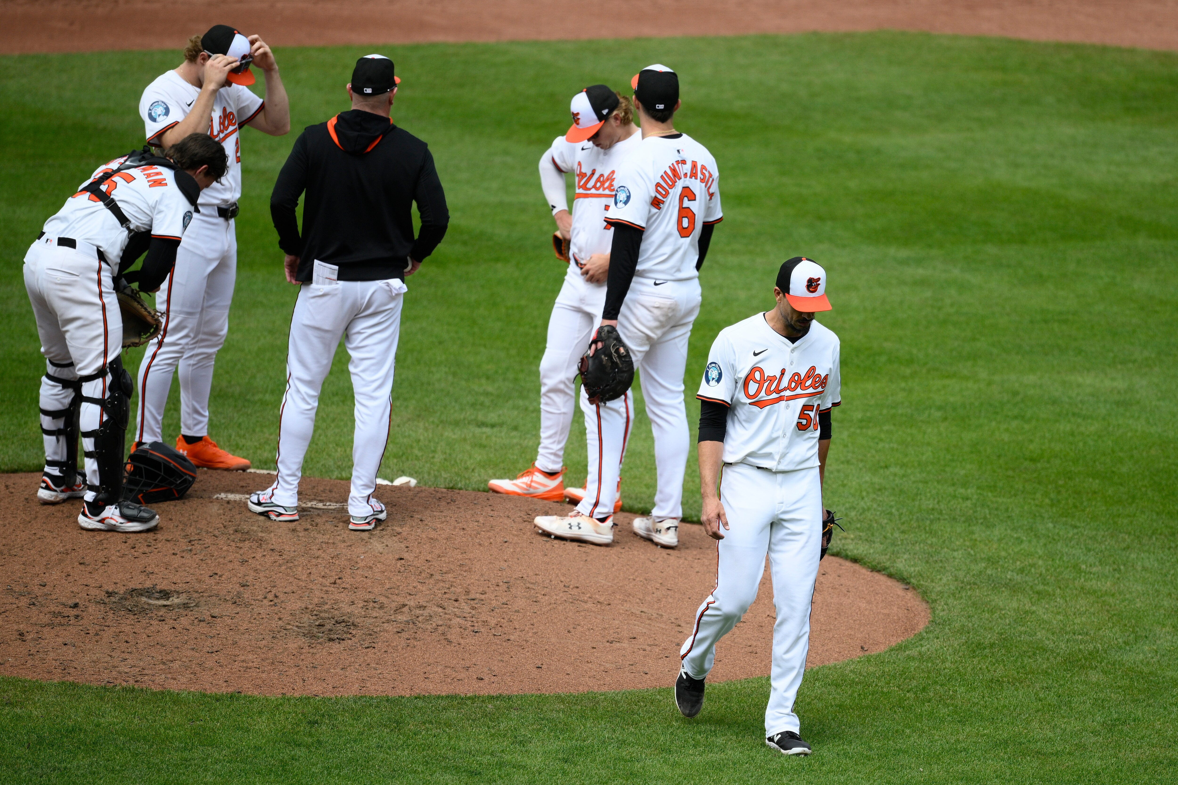 Orioles pitcher Charlie Morton leaves the mound after being pulled in the third inning Sunday. 