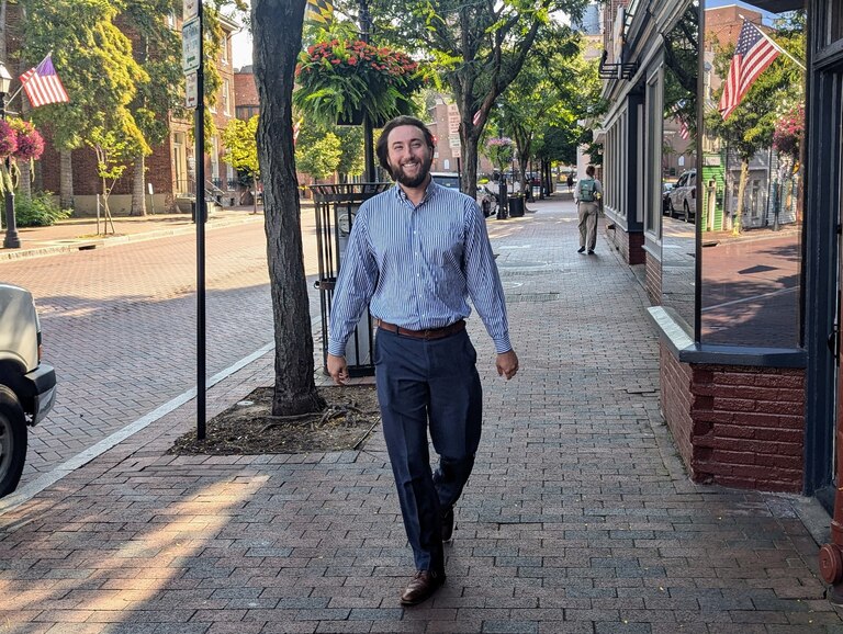 Harry Huntley will be sworn in Monday night as the new alderman for downtown Annapolis.