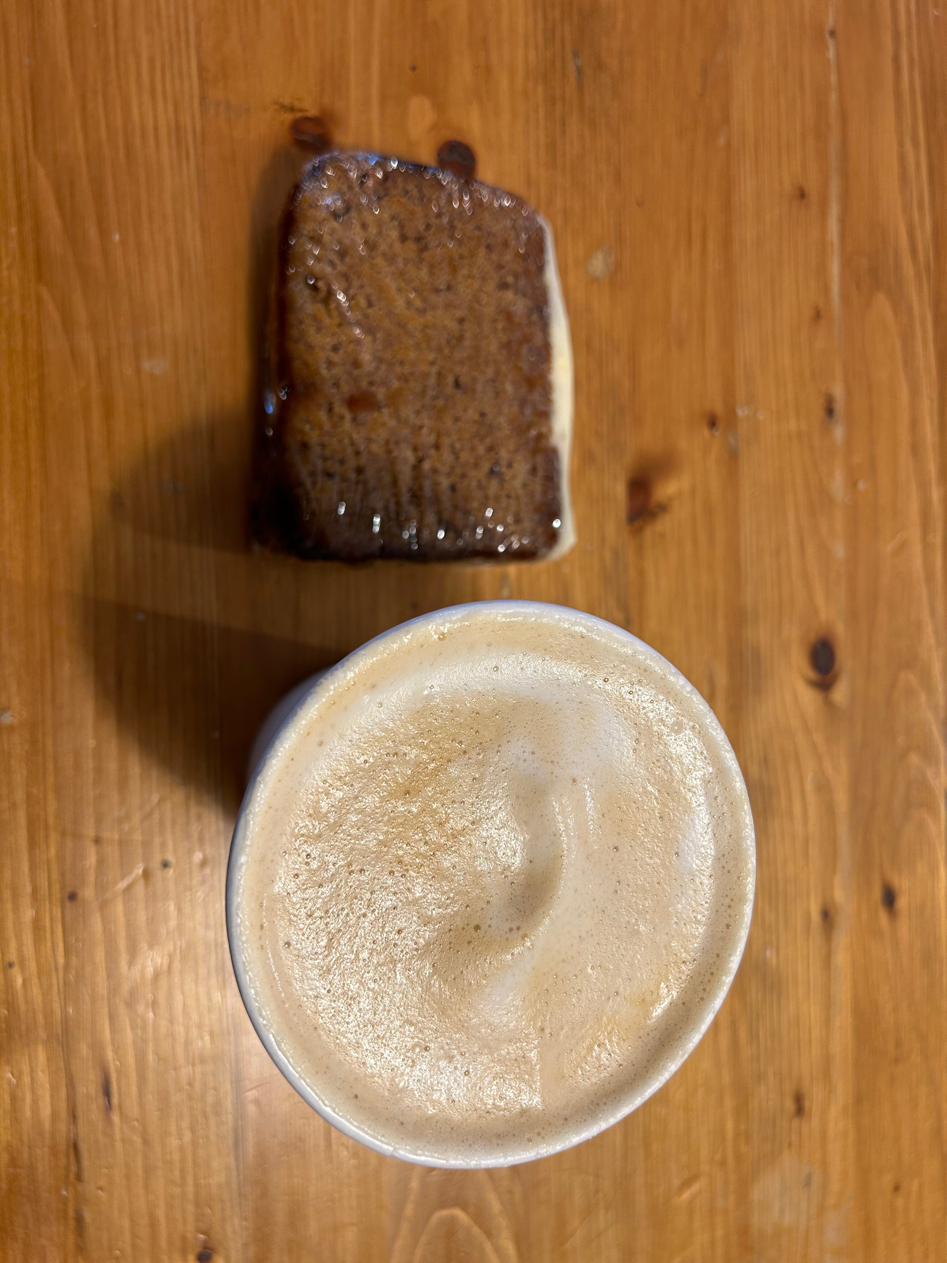 I had a tasty sweet potato bread slice and a Honey Bee Latte at Bean Rush Cafe on Generals Highway in Crownsville.