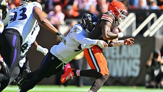 Ravens outside linebacker Trey Hendrickson sacks Cleveland Browns quarterback Deshaun Watson during the first quarter.