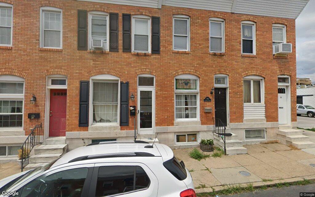 702 South Decker Avenue - Google Street View