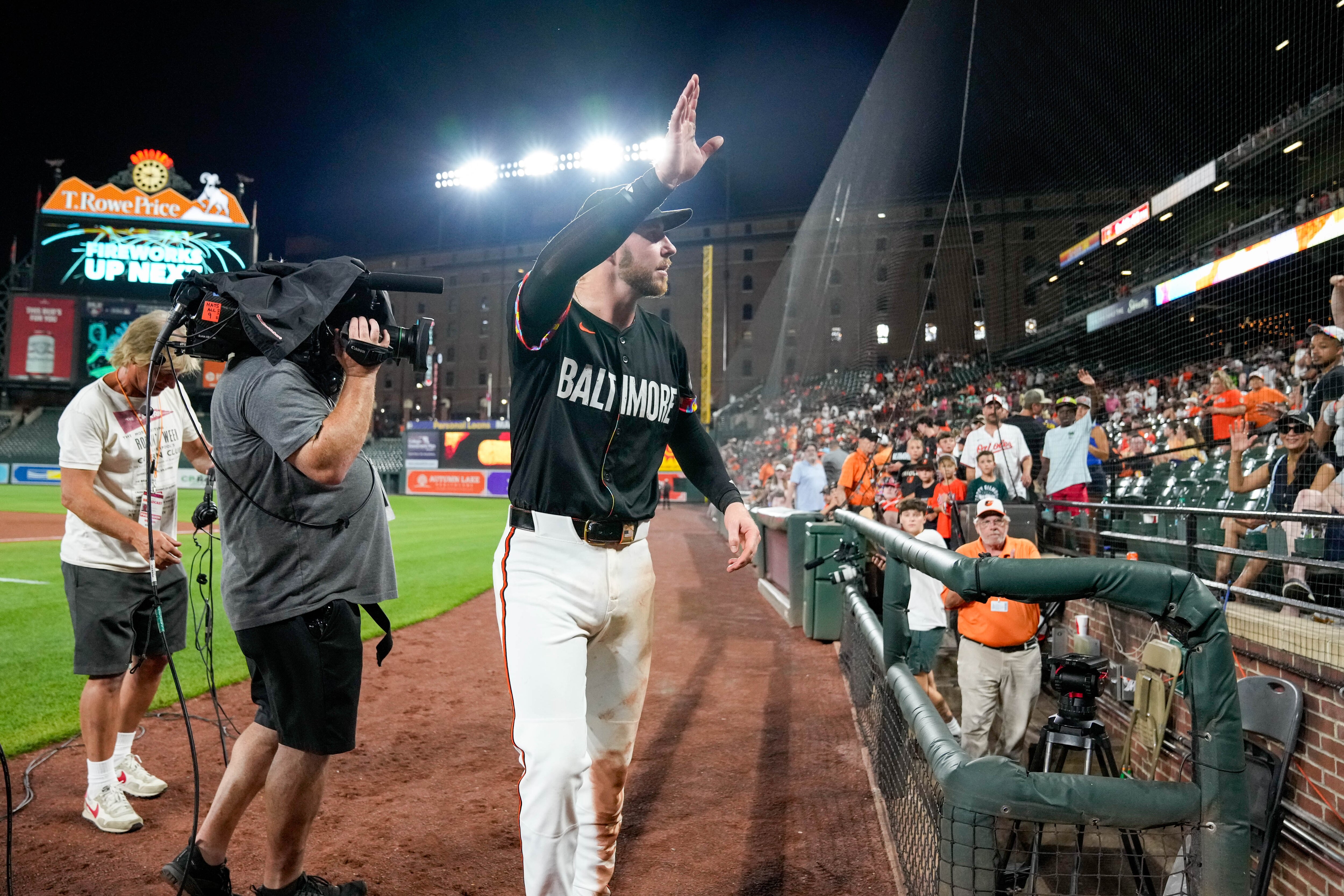 Baltimore Orioles first baseman Ryan O'Hearn (32) waves to fans after defeating the Miami Marlins at Oriole Park at Camden Yards in Baltimore, Md. on Friday, July 11, 2025.